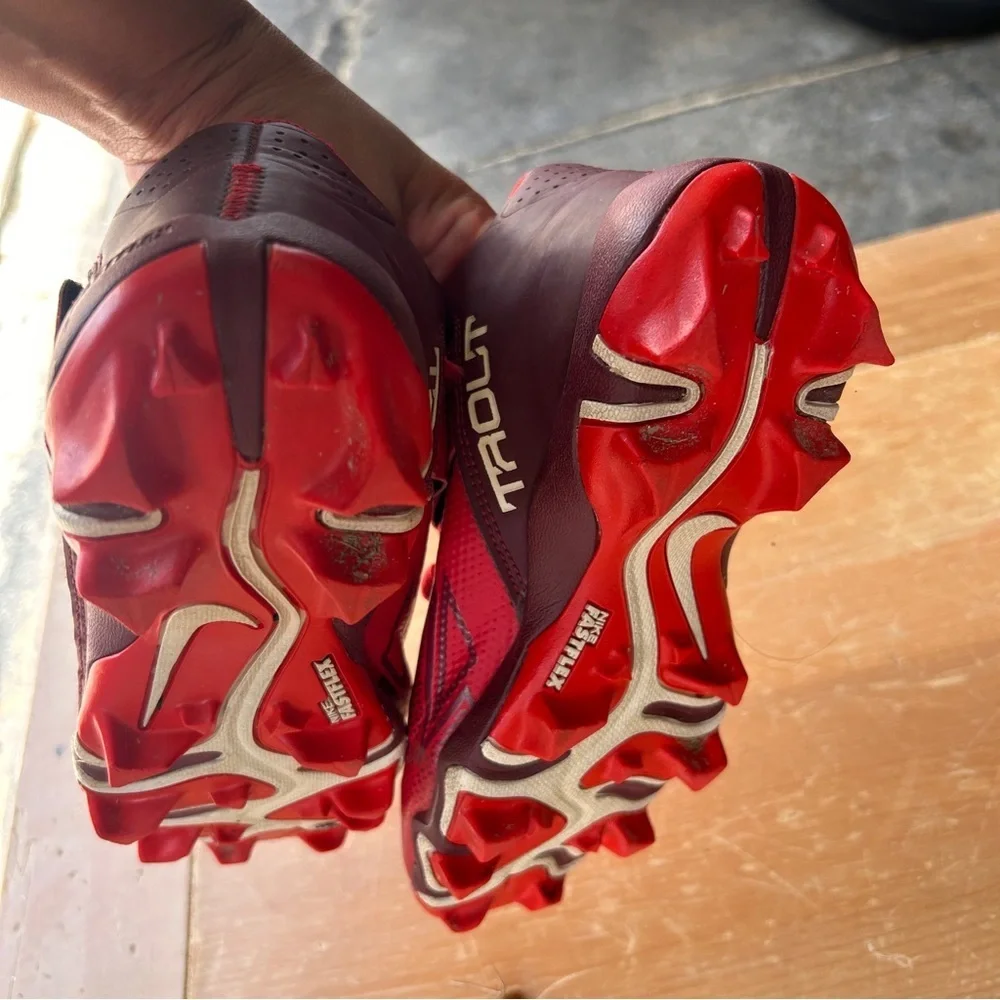 Nike Kids Red and Black Sneakers